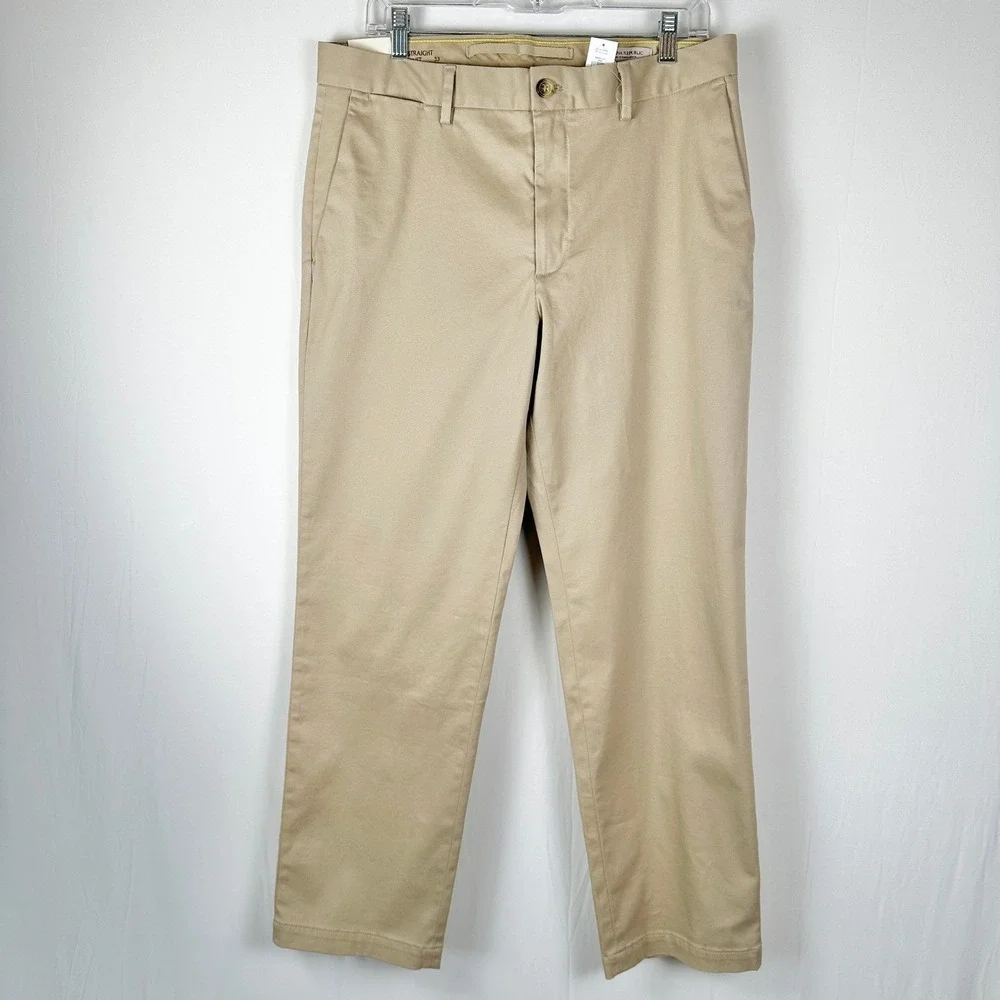 NWT‎ Banana Republic Straight Fit Khaki Pants Mens 33x30 Water Repellent Classic